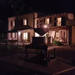 L'Isolo B&B E Case Vacanza 4* Monzambano