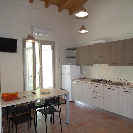 L'isolo E 4*