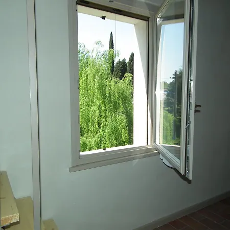 L'isolo E Panzió 4*